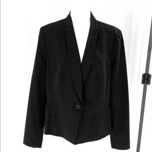 Brand new, black Worthington Size 18 jacket